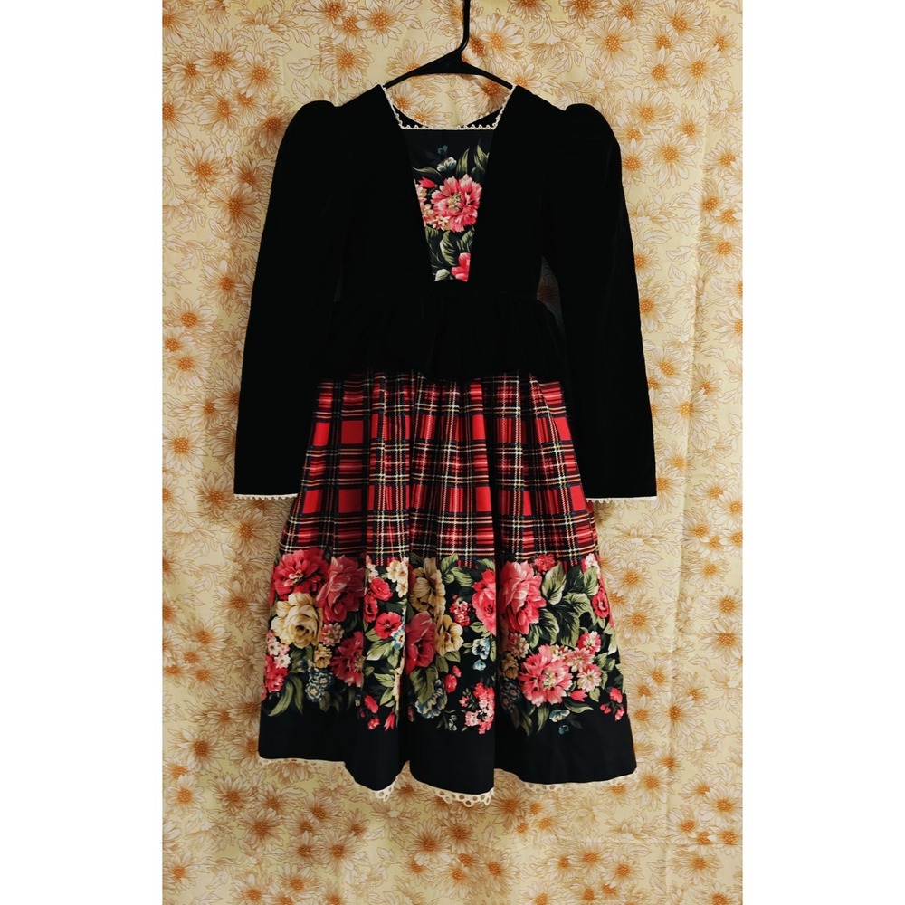 Vintage Daisy Kingdom Tartan Plaid Floral Velvet Holiday ChristmasDress Girls 8